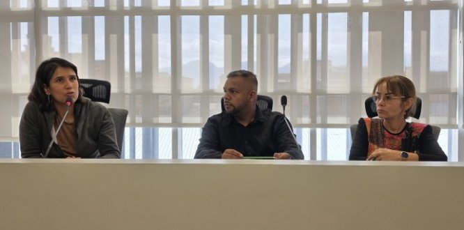 Mesa directiva JAL
